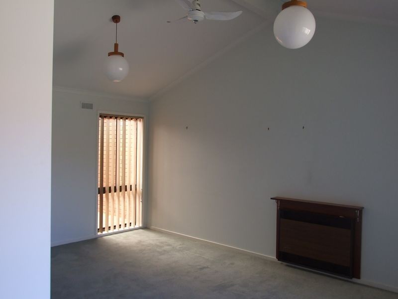 2/21 Van Ness Avenue, Mornington VIC 3931