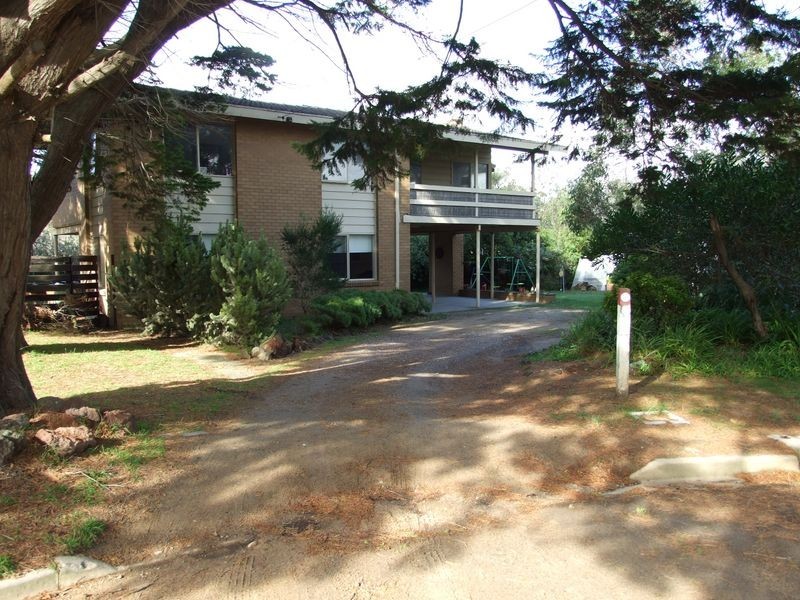 4 Lotriel Court, Mount Martha VIC 3934