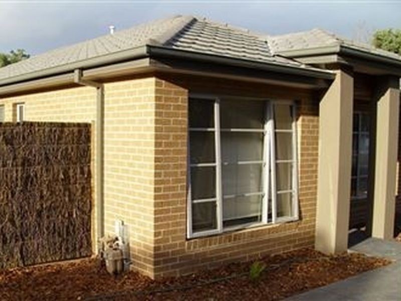 2/22 Green Island Avenue, Mount Martha VIC 3934