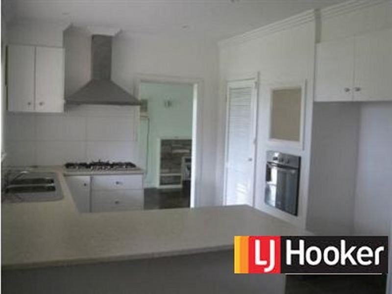 808B Moorooduc Highway, Mornington VIC 3931