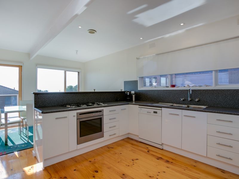 8 Charmaine Street, Dromana VIC 3936