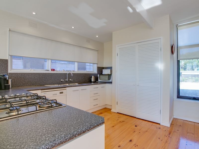 8 Charmaine Street, Dromana VIC 3936