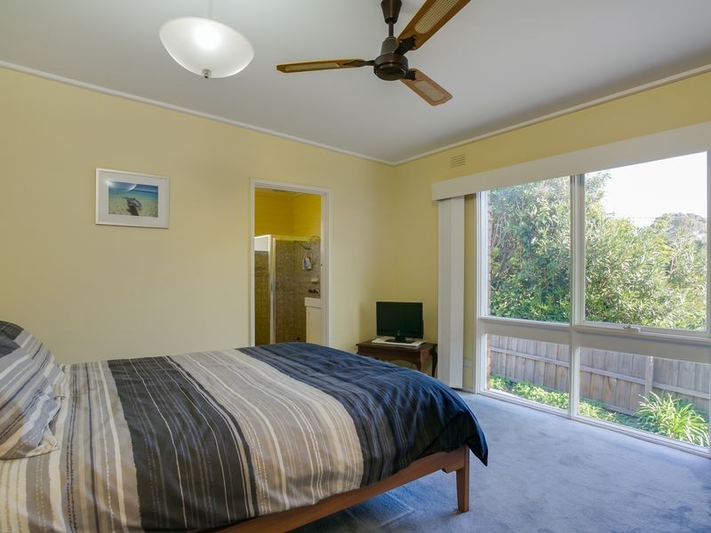 8 Charmaine Street, Dromana VIC 3936