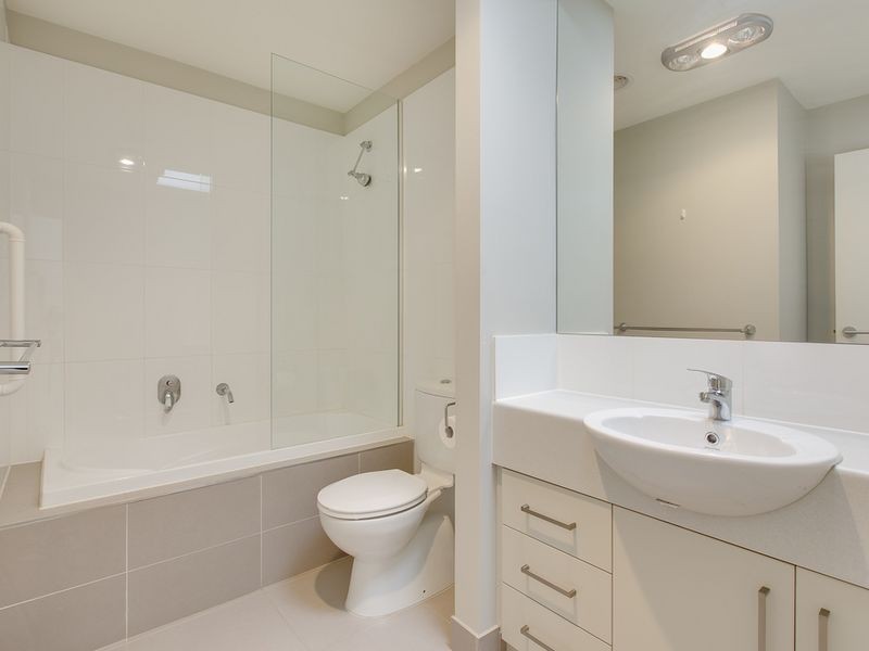 2/61 Mitchell Street, Mornington VIC 3931