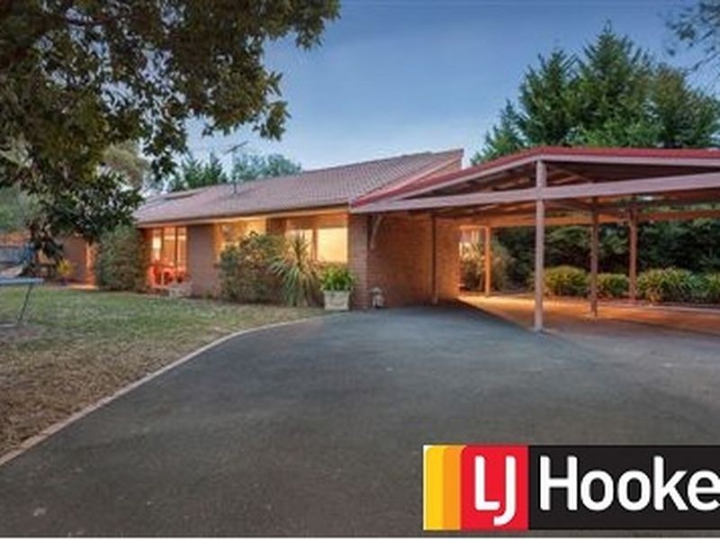 9 Vivian Way, Mount Martha VIC 3934