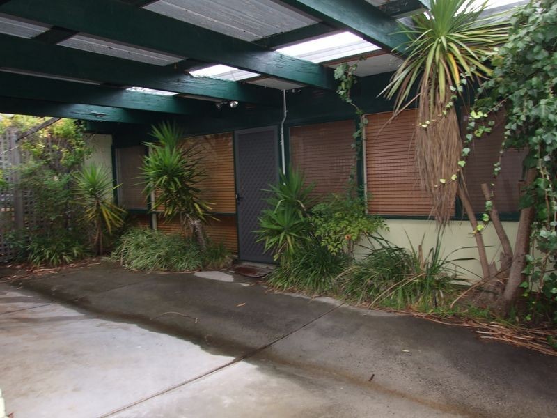 2/57 Nunns Road, Mornington VIC 3931