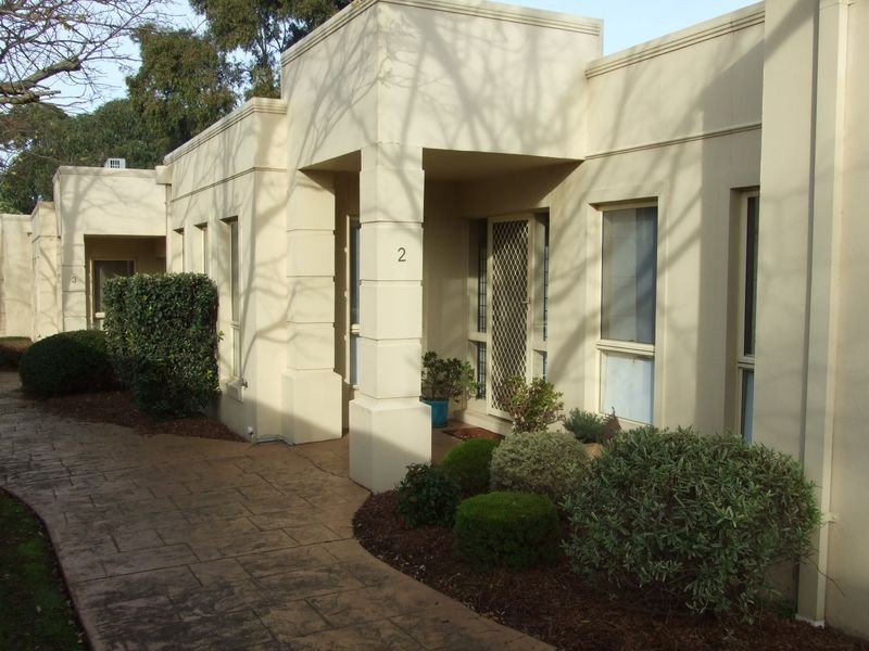 2/42 Shandon Street, Mornington VIC 3931