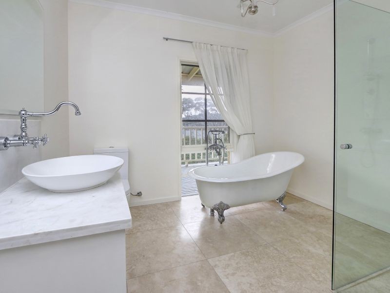 54 Bay Road, Mount Martha VIC 3934