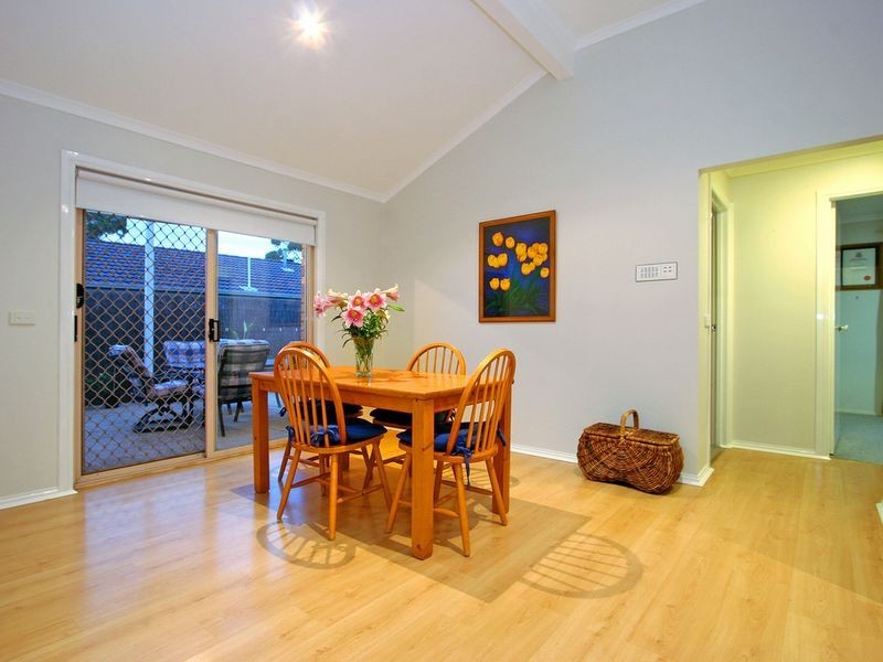11/26 Pamela Place, Mornington VIC 3931