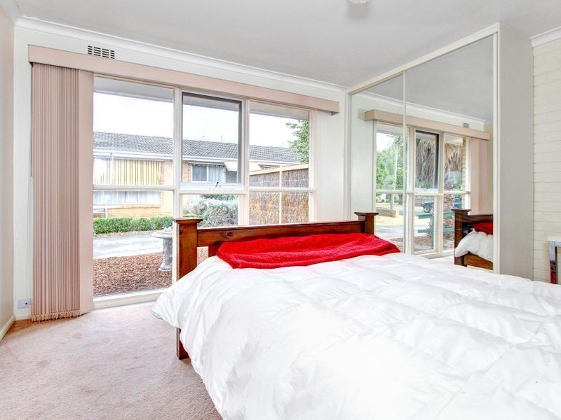 1/4 Campbell Grove, Mornington VIC 3931