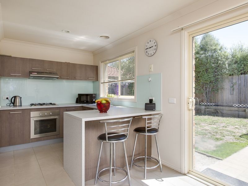 24 Meadow Crest Circuit, Mount Martha VIC 3934