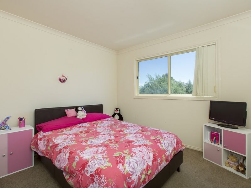 24 Meadow Crest Circuit, Mount Martha VIC 3934