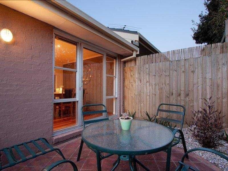 2/76 Herbert Street, Mornington VIC 3931