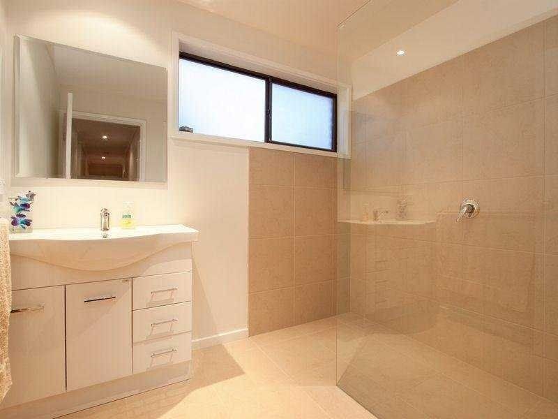 2/76 Herbert Street, Mornington VIC 3931