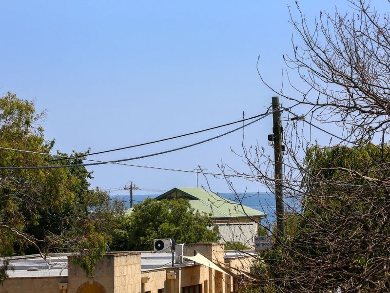 1/37 Nunns Road, Mornington VIC 3931