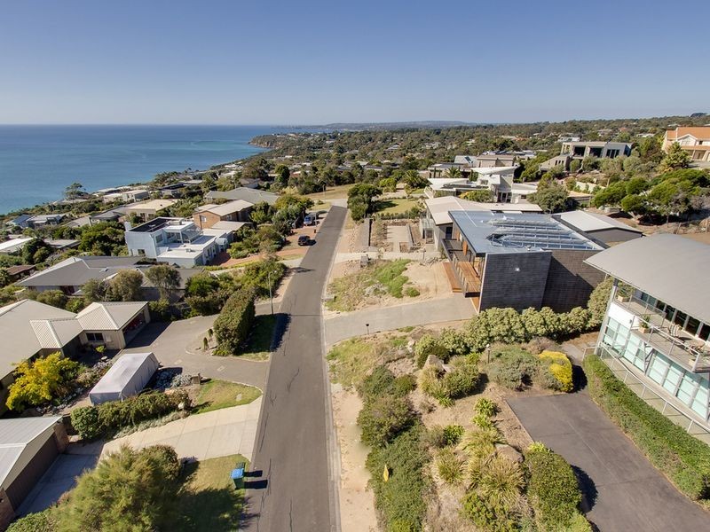 24 Pacific Terrace, Mount Martha VIC 3934