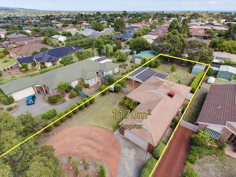 80 Ellinbank Crescent, Mornington VIC 3931