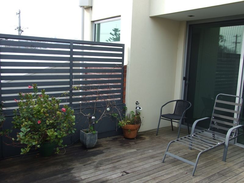 9 Moet Place, Mornington VIC 3931