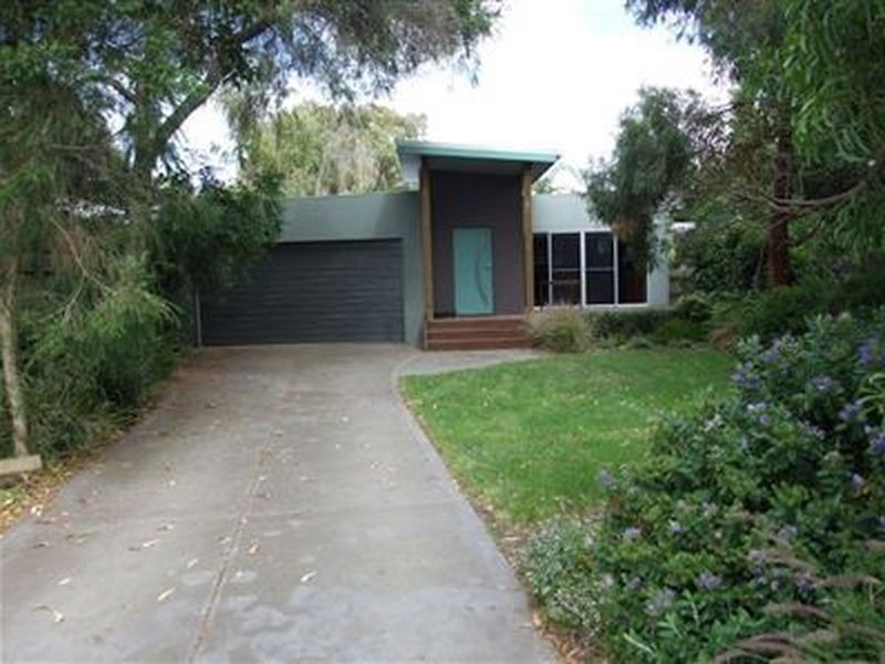 92 Osborne Drive, Mount Martha VIC 3934