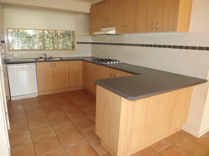 18 Marquis Ave, Mornington VIC 3931