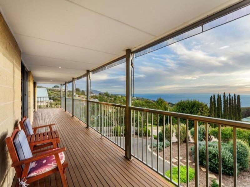6 Atlantic Terrace, Mount Martha VIC 3934