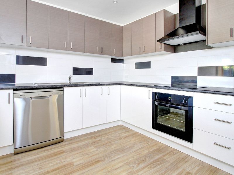 6/8 Johns Road, Mornington VIC 3931