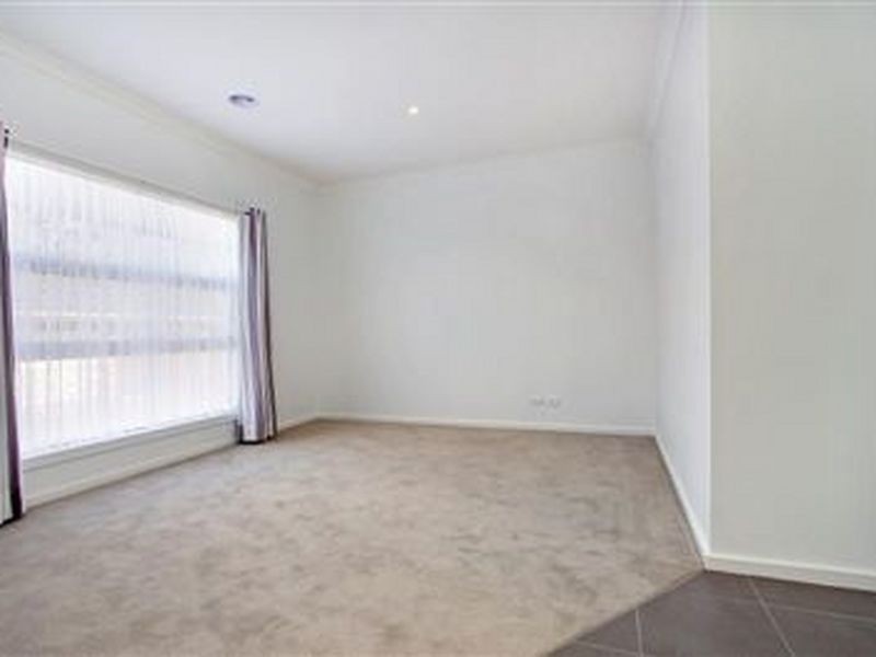 2/26 Maxwell Street, Mornington VIC 3931