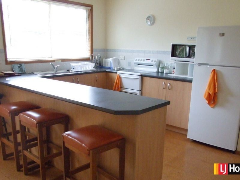 4 Buckley Street, Safety Beach VIC 3936