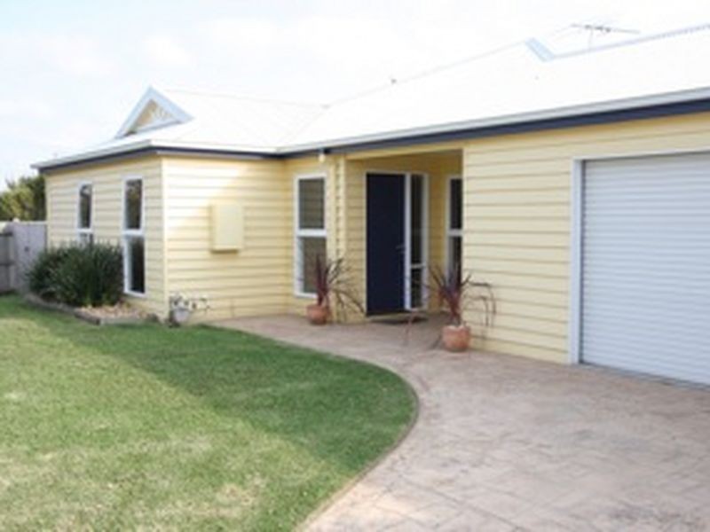 7 Chadacre Place, Mornington VIC 3931