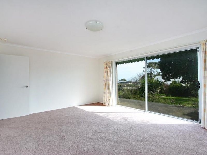 4 Dahlia Street, Dromana VIC 3936