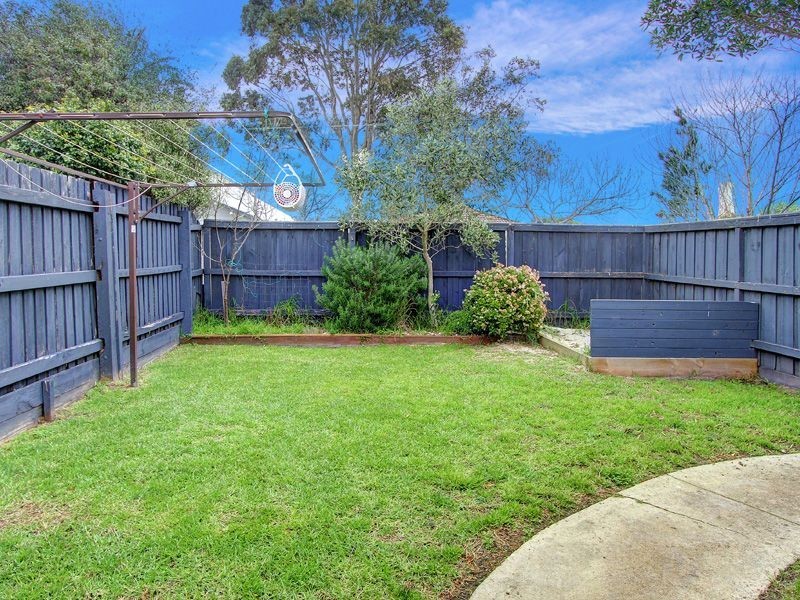 1/7 Beatty Parade, Mornington VIC 3931