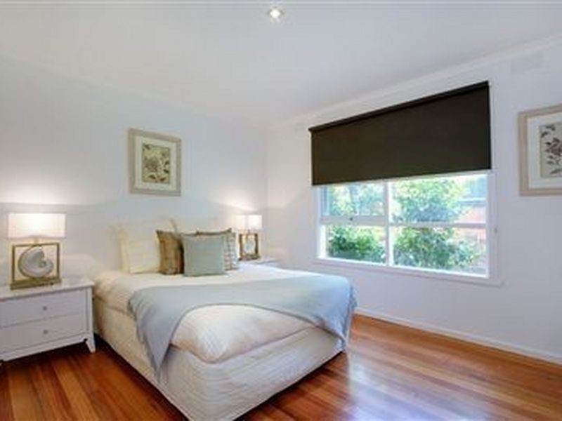 2/24 Bath Street, Mornington VIC 3931