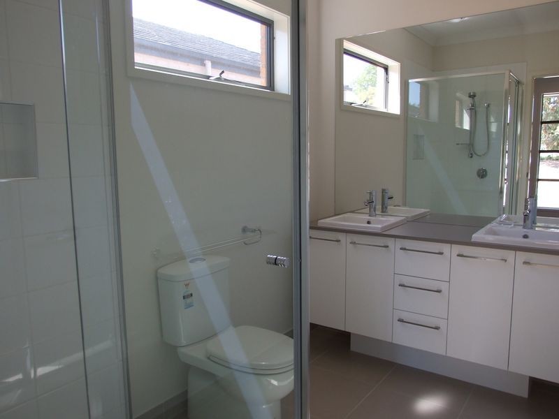 15 Elizabeth Street, Mornington VIC 3931