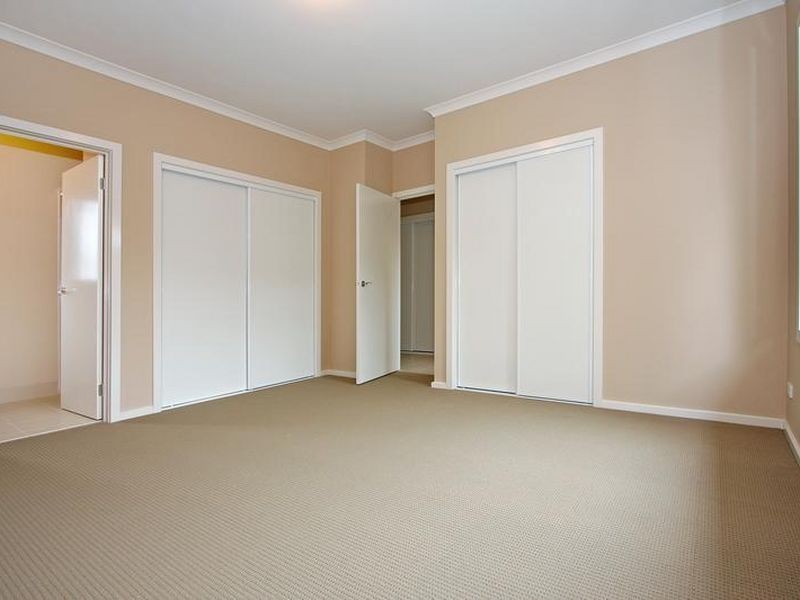 2/22 Hill Park Drive, Mornington VIC 3931