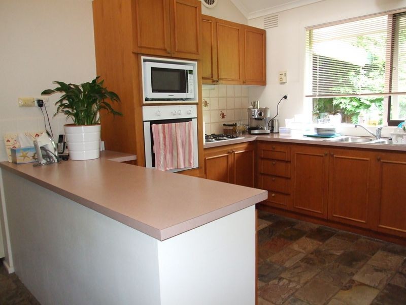 21 Autumn Crescent, Mount Eliza VIC 3930