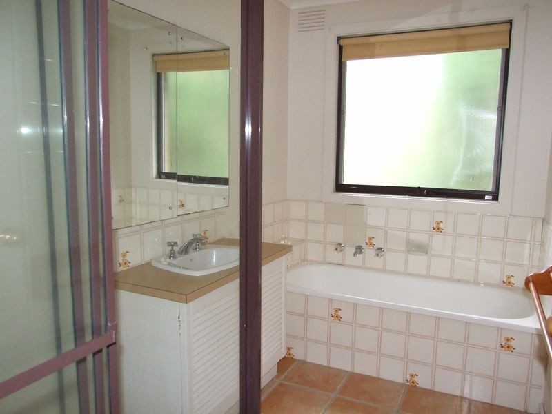 21 Autumn Crescent, Mount Eliza VIC 3930