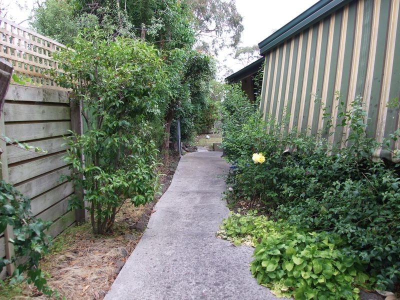 21 Autumn Crescent, Mount Eliza VIC 3930