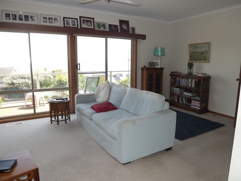 16 Martin Street, Mount Martha VIC 3934