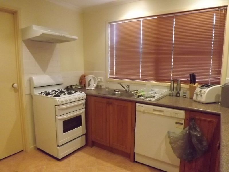 27 Oakland Street, Mornington VIC 3931