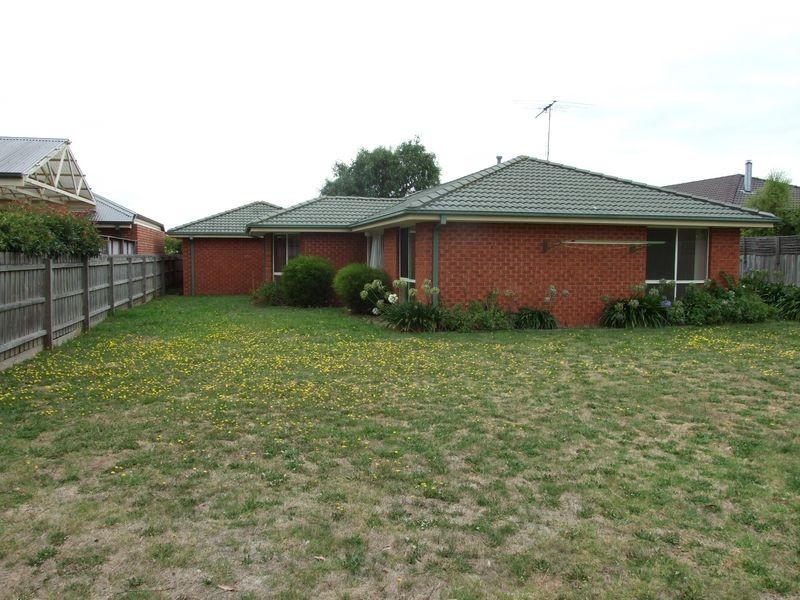 11 Dale Court, Mount Martha VIC 3934
