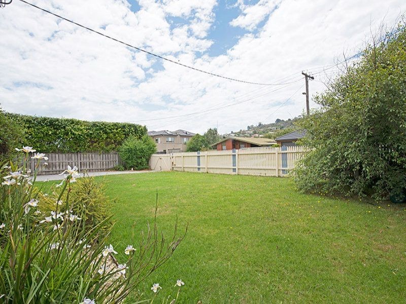 4 Buckley Street, Safety Beach VIC 3936