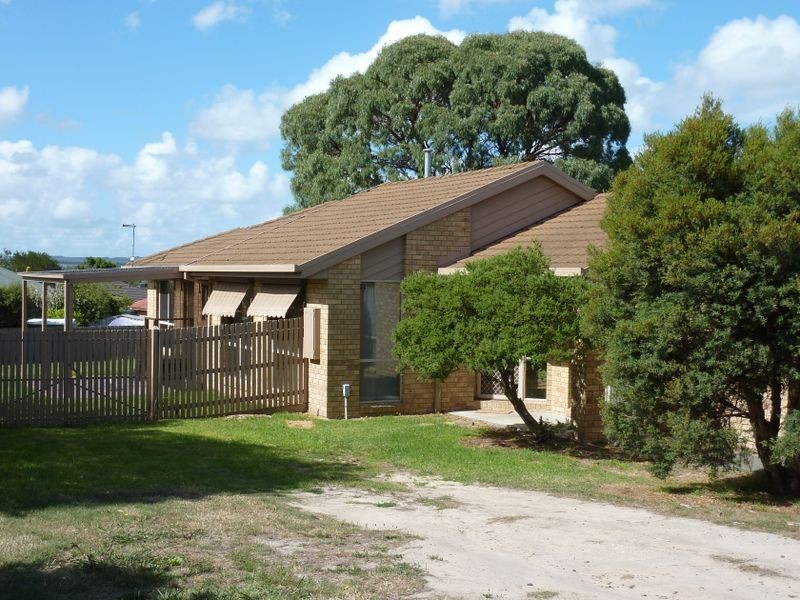 62 Wensleydale Drive, Mornington VIC 3931