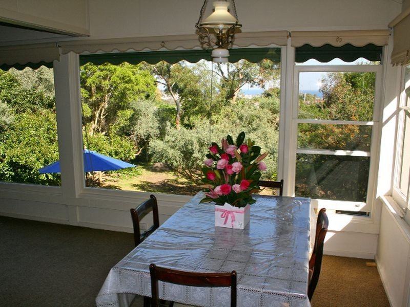 15 Craigrossie Road, Mornington VIC 3931