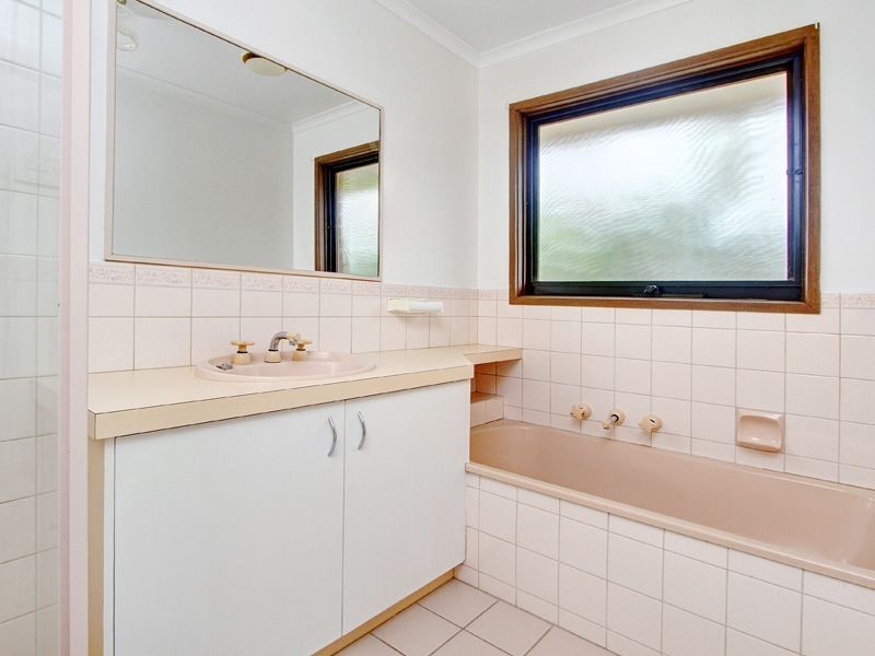 2/53 Nunns Road, Mornington VIC 3931