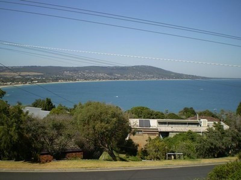 17 Ellerina Road, Mount Martha VIC 3934