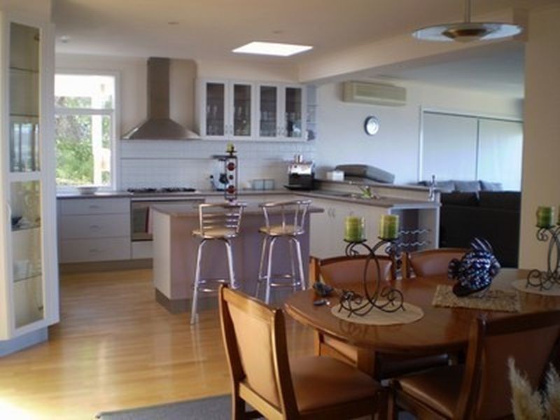 17 Ellerina Road, Mount Martha VIC 3934