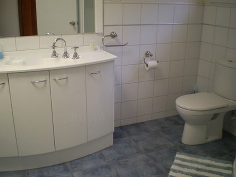 17 Ellerina Road, Mount Martha VIC 3934