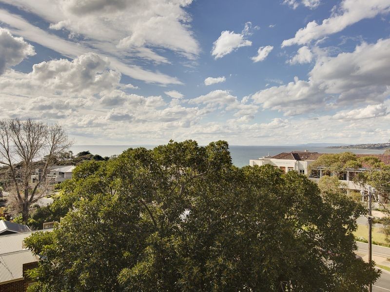 3/14 Tanti Avenue, Mornington VIC 3931