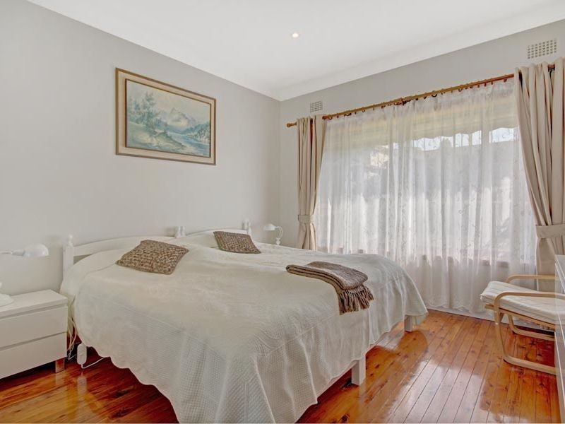 2 Macquarie St, Gymea NSW 2227