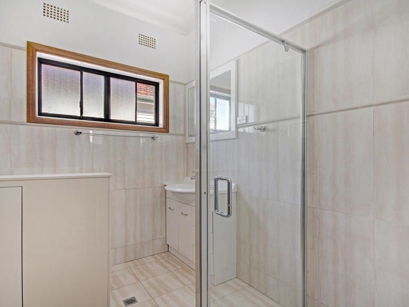 2 Macquarie St, Gymea NSW 2227